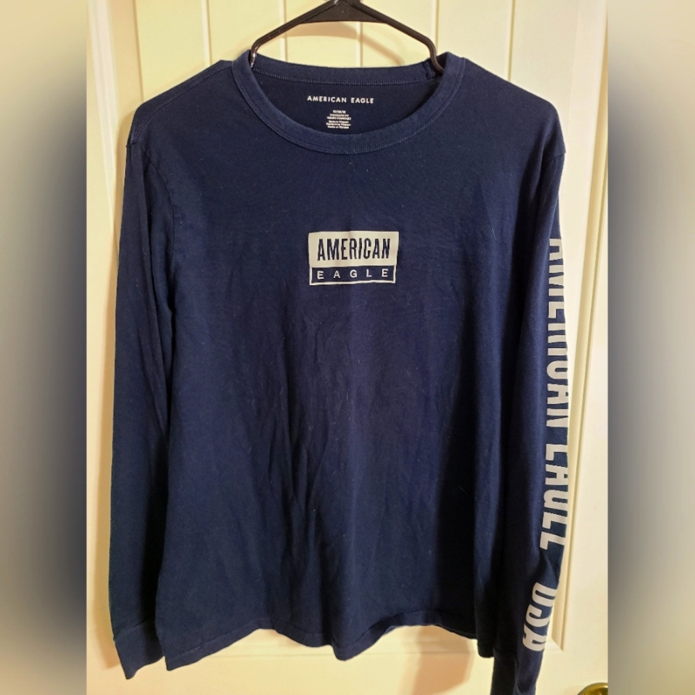 American Eagle Men's Long Sleeve Shirt with Reflective Text (M)